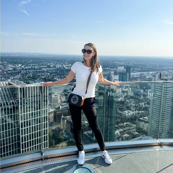 White tee - Picture 5 of 5